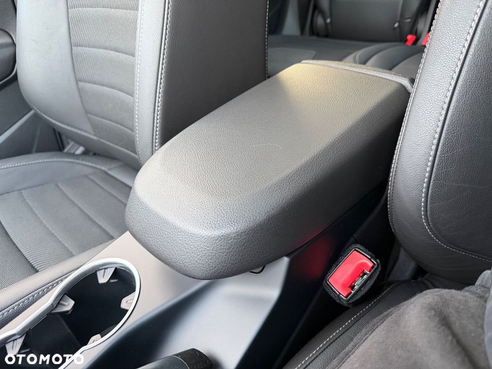 Ford Kuga 2.0 TDCi Titanium S - 26