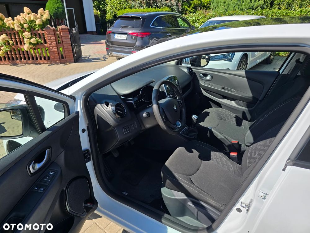 Renault Clio - 8