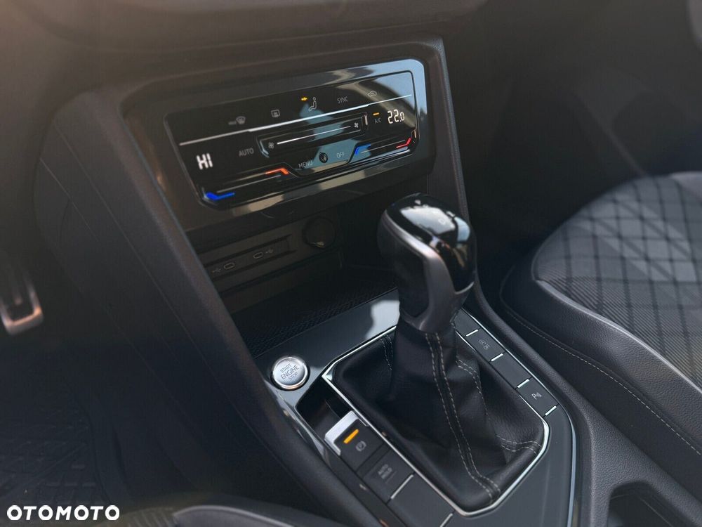 Volkswagen Tiguan - 21