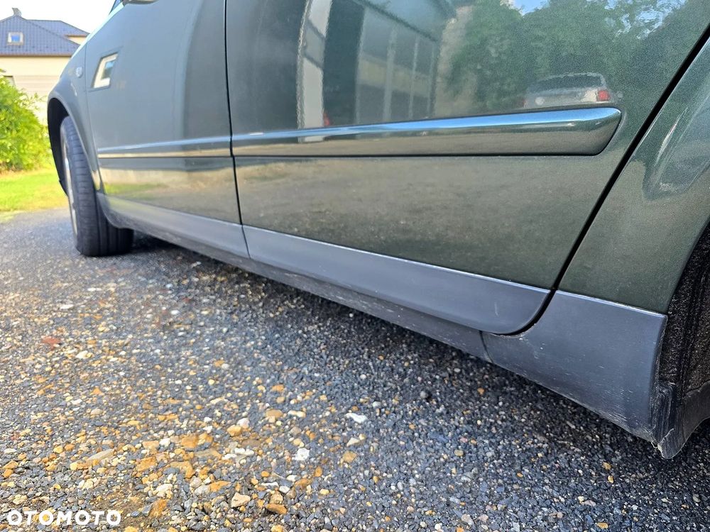 Audi A4 Limousine - 9