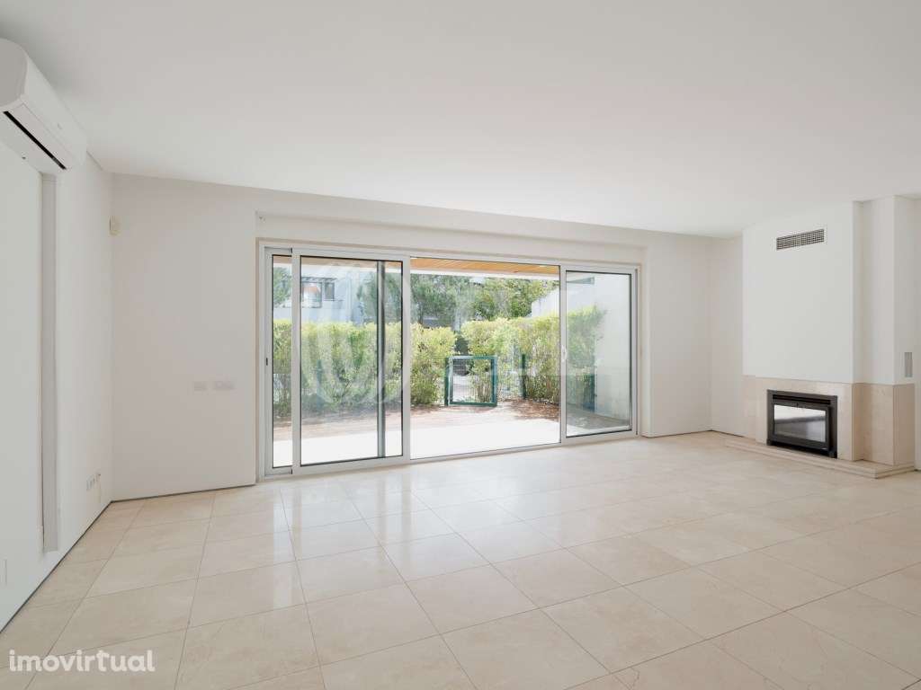 Moradia T3 em condomínio com piscina, Birre, Cascais - Grande imagem: 3/29