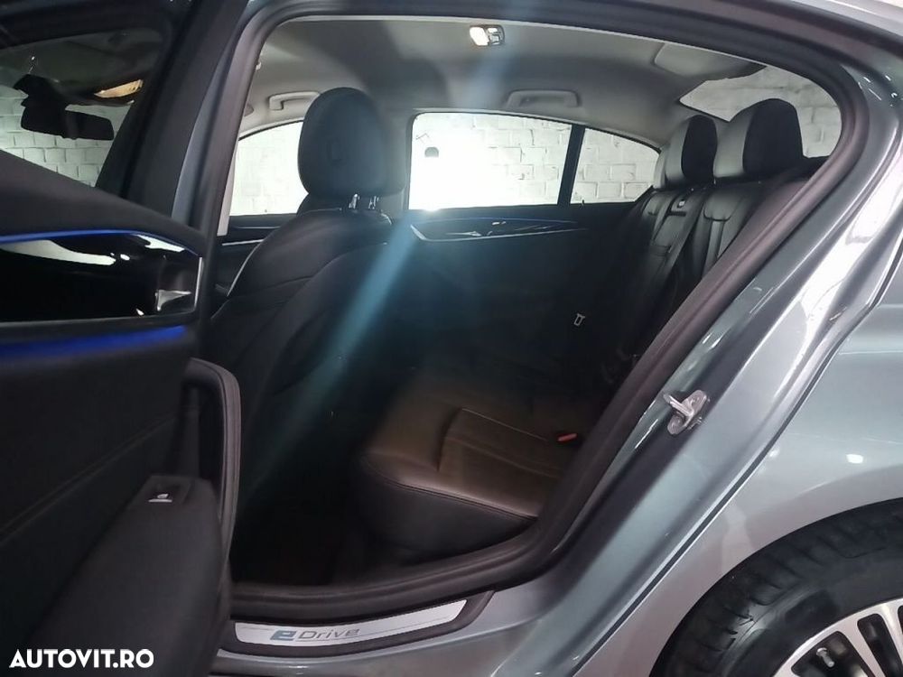BMW Seria 5 - 15