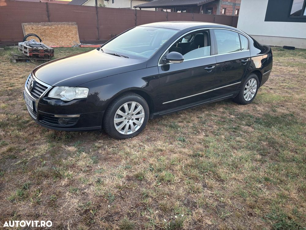 Volkswagen Passat - 1