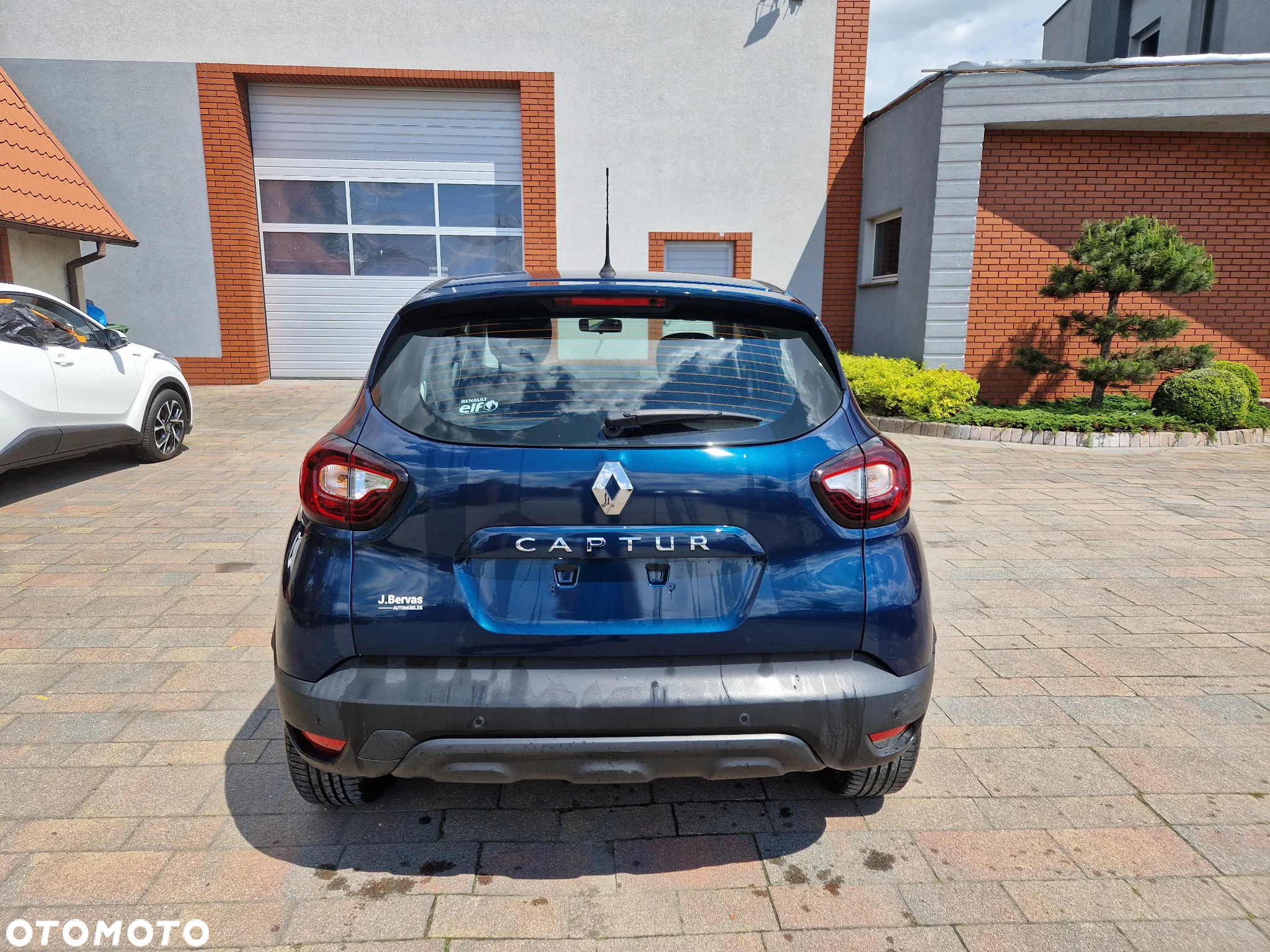 Renault Captur 1.5 dCi Energy Zen EDC EU6 - 6