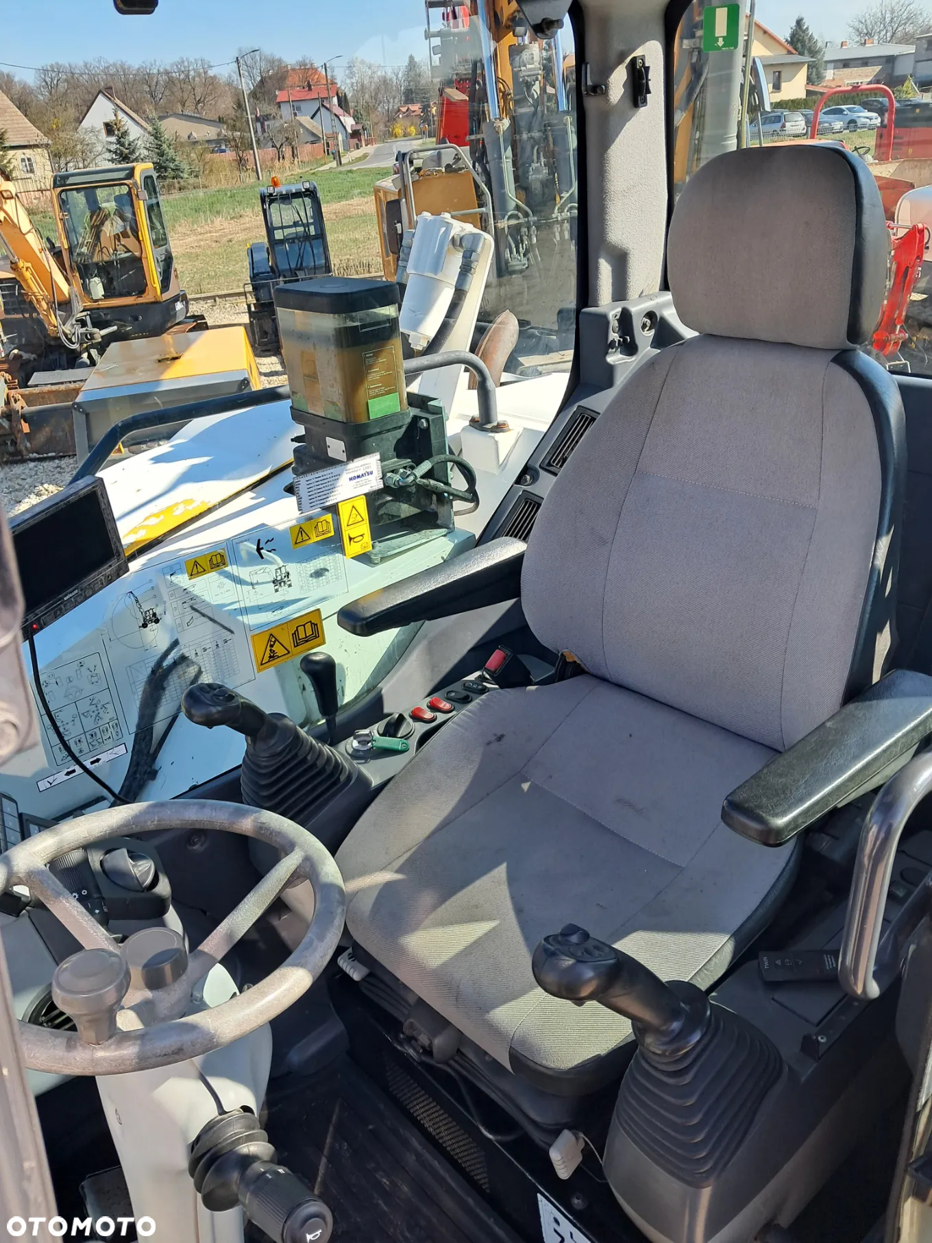Komatsu PW 98MR-8 - 5