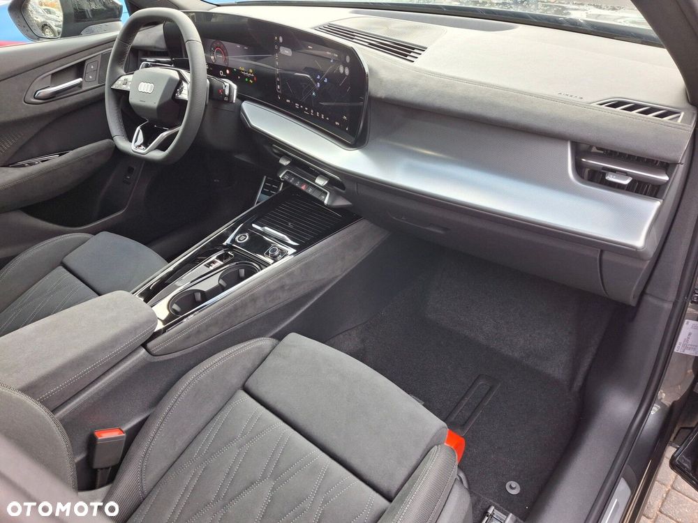 Audi Q3 Sportback - 13