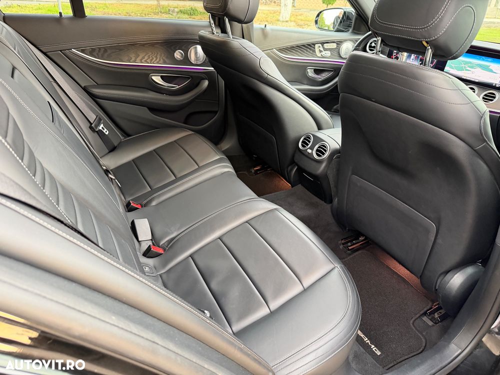 Mercedes-Benz E 220 d 4MATIC Aut. - 23