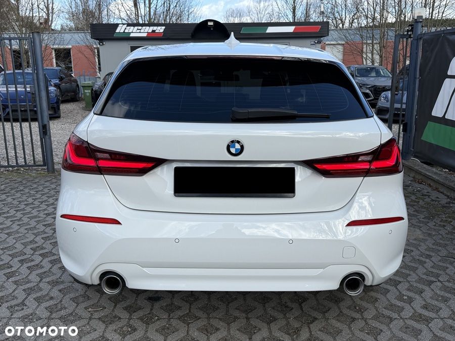 BMW Seria 1 120d xDrive Sport - 9