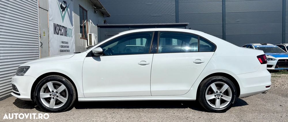 Volkswagen Jetta 1.4 TSI Comfortline - 16