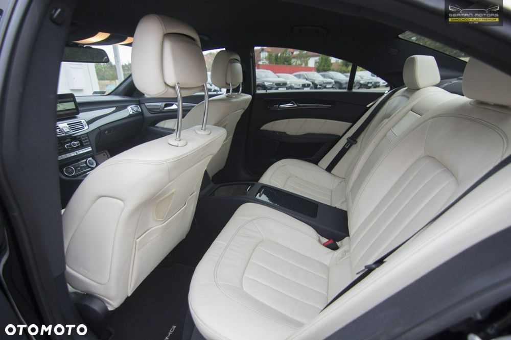 Mercedes-Benz CLS - 28