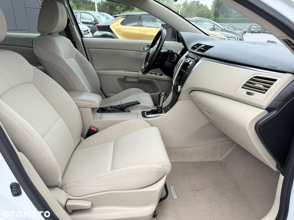 Suzuki Kizashi 2.4 4x4 CVT Sport - 14