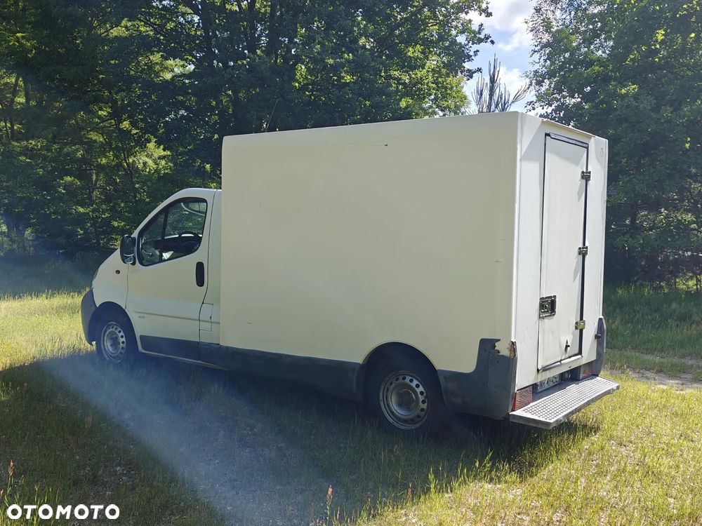 Opel Vivaro Traffic Chłodnia - 3