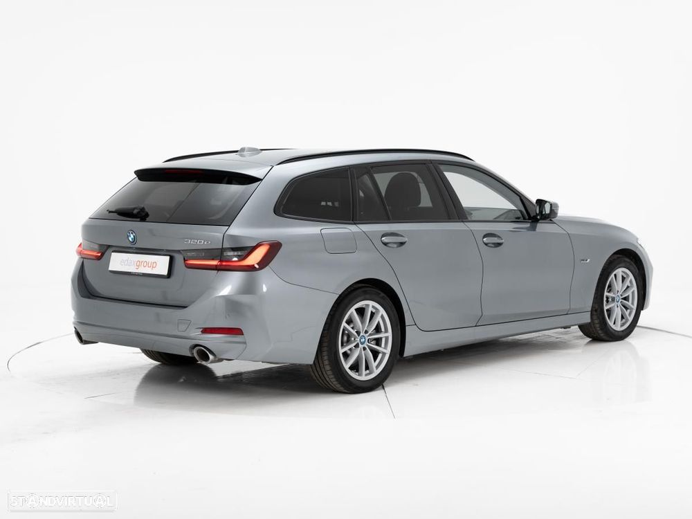 BMW 320 e Auto - 3