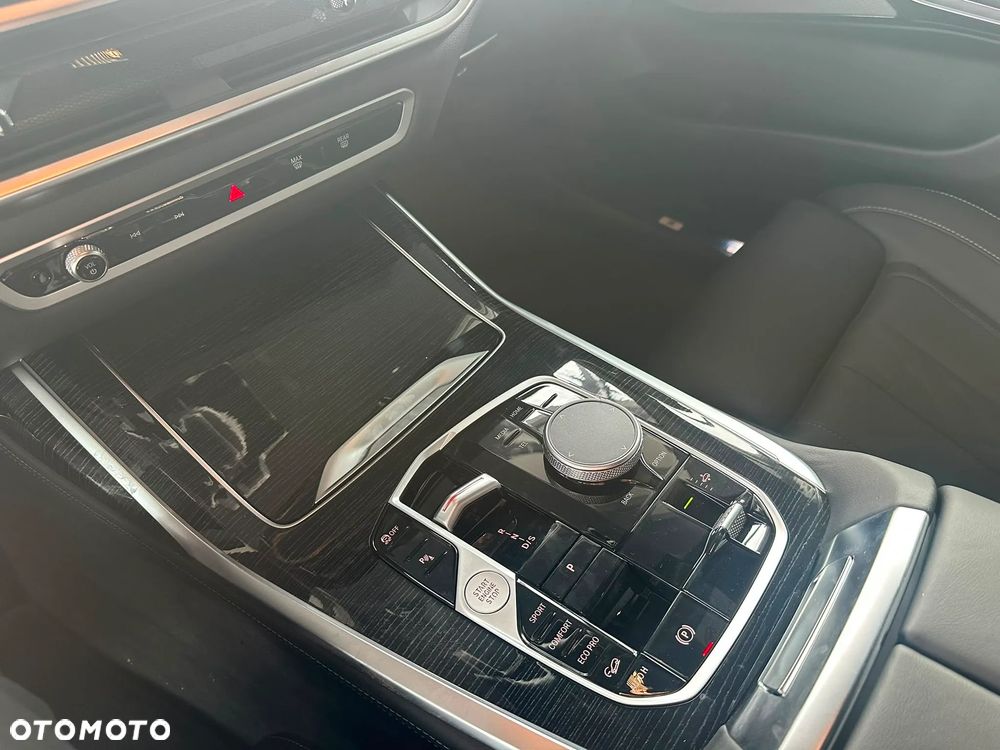 BMW X7 xDrive40i mHEV M Sport Edition sport - 21