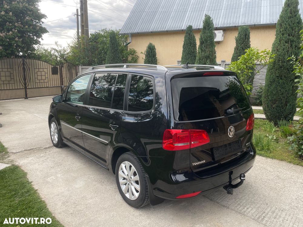Volkswagen Touran - 5