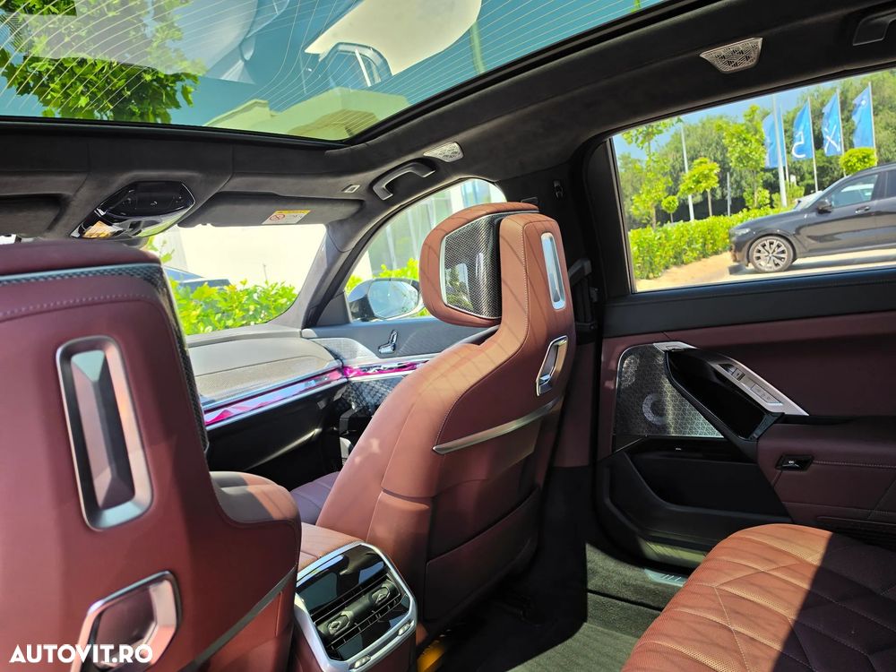 BMW Seria 7 740d xDrive MHEV - 6
