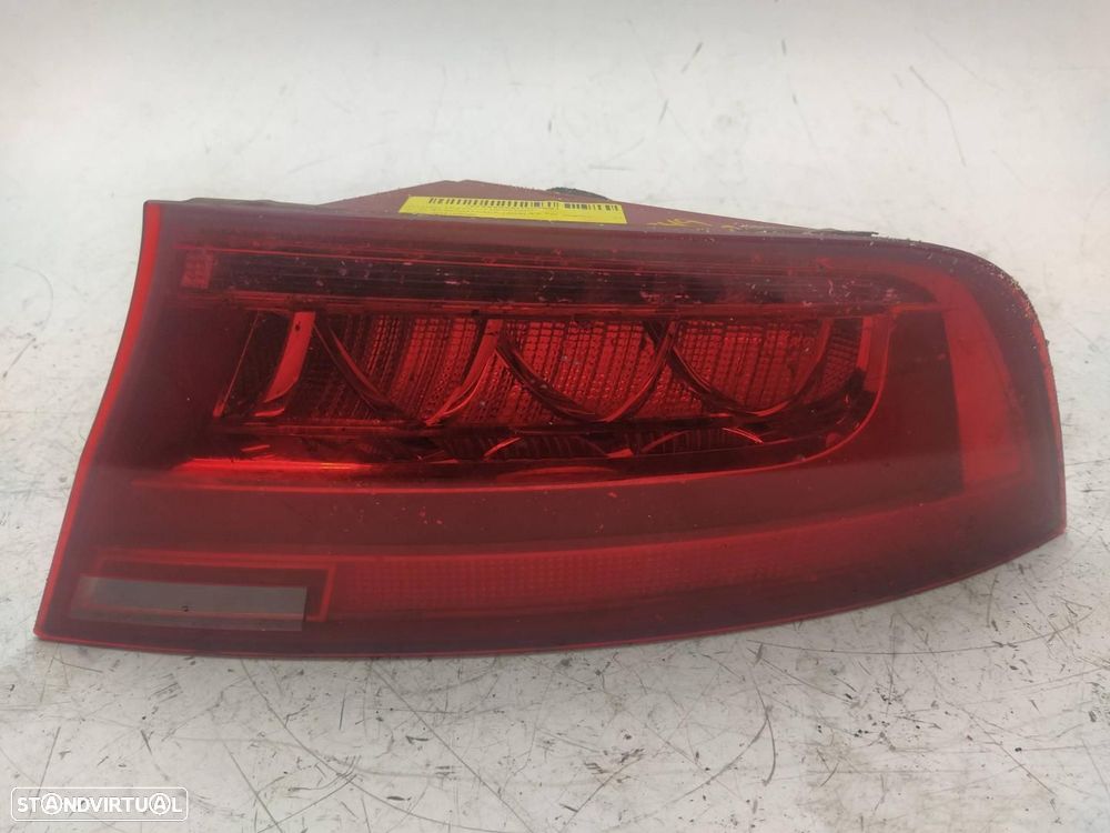 FAROLIM TRASEIRO DIREITO AUDI A7 - 1