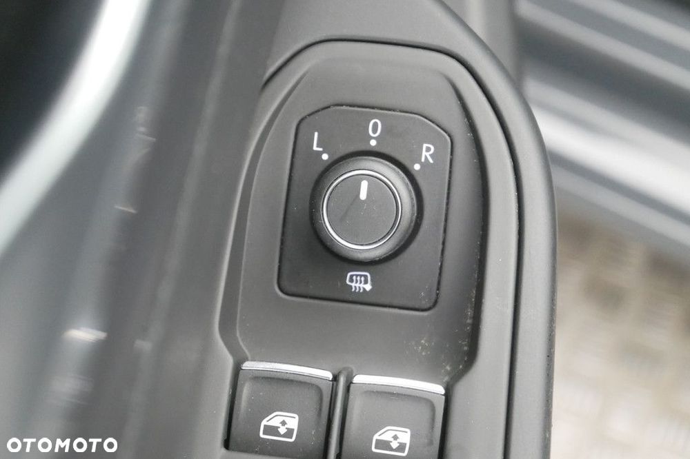 Volkswagen Golf Variant 2.0 TDI Style DSG - 27