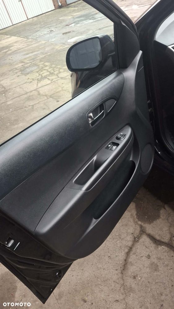 Hyundai i20 1.4 Comfort - 20