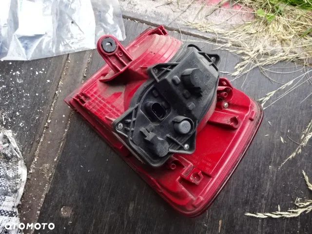 Lewa tylna lampa Volkswagen Touran II - 3
