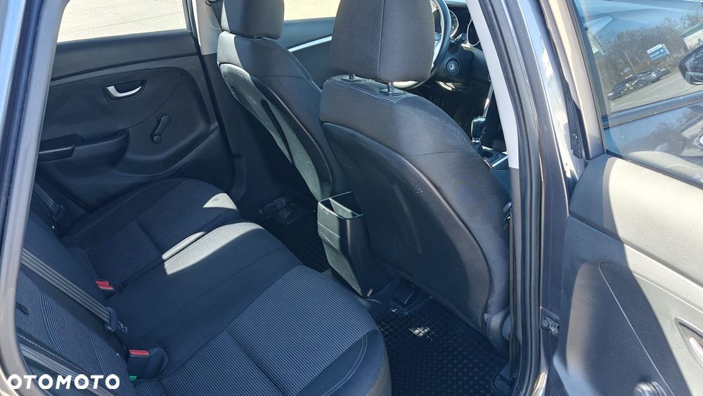 Hyundai i30 1.6 CRDi Classic - 10