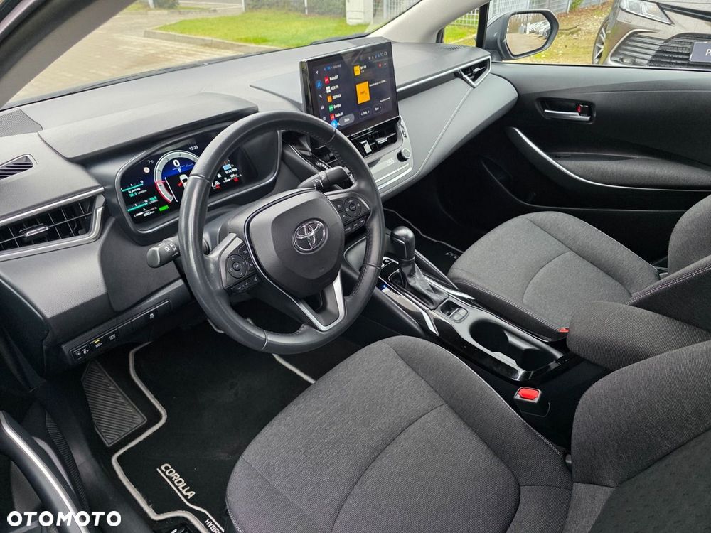 Toyota Corolla 1.8 Hybrid Comfort - 13