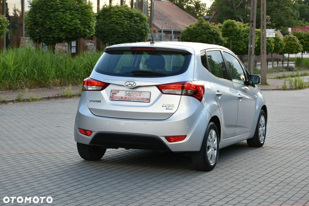 Hyundai ix20 - 19
