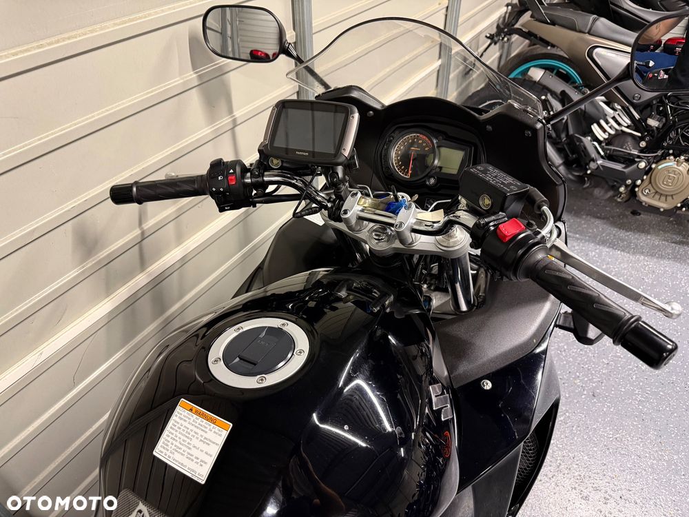 Suzuki GSX - 10
