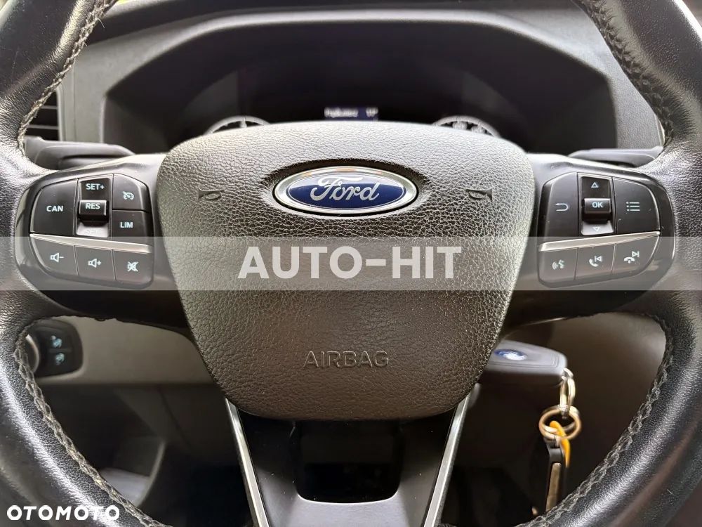 Ford Transit - 25