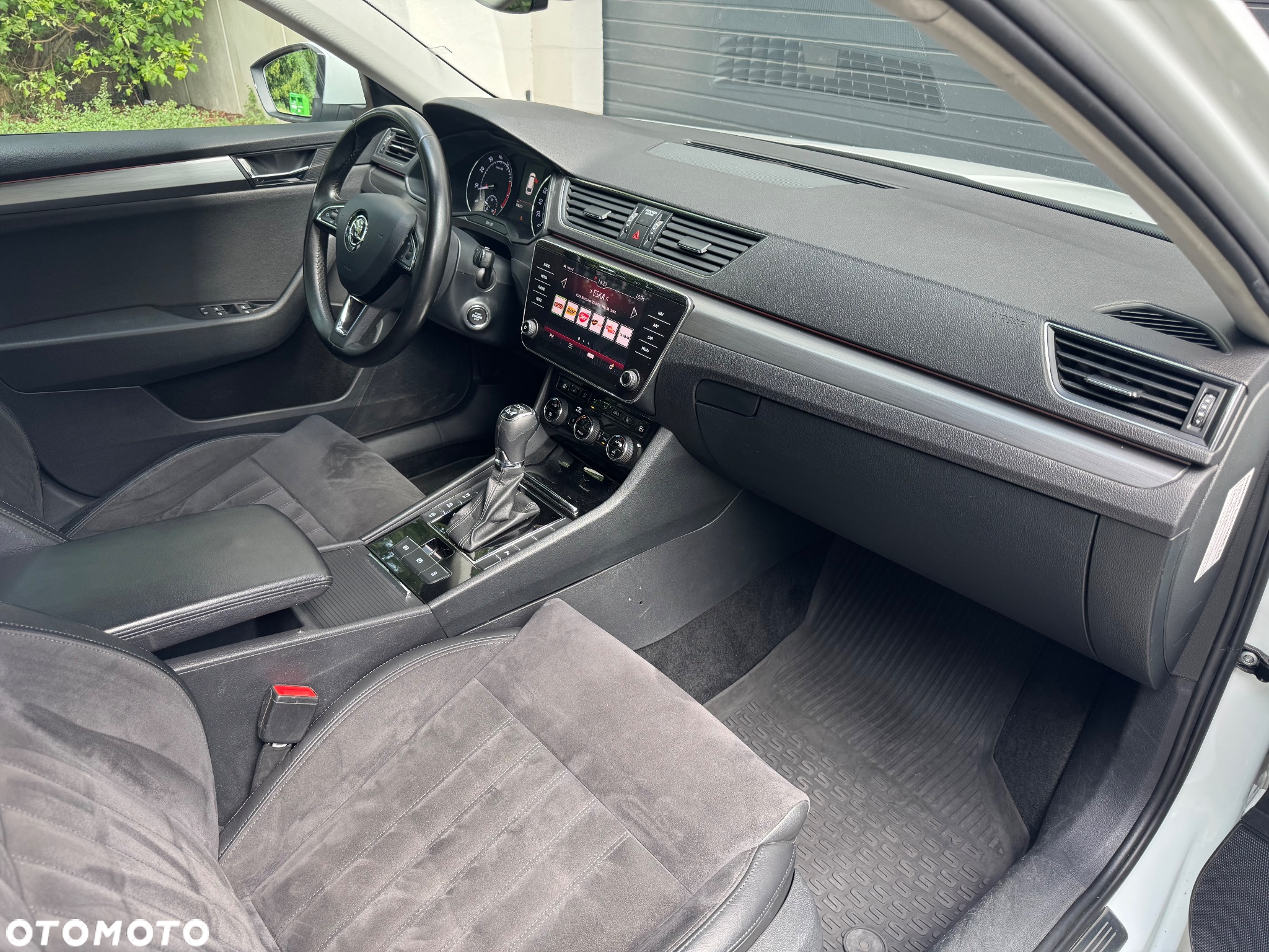 Skoda Superb 2.0 TSI 4x4 DSG Style - 8