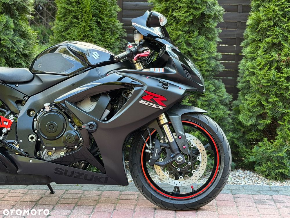 Suzuki GSX-R - 10