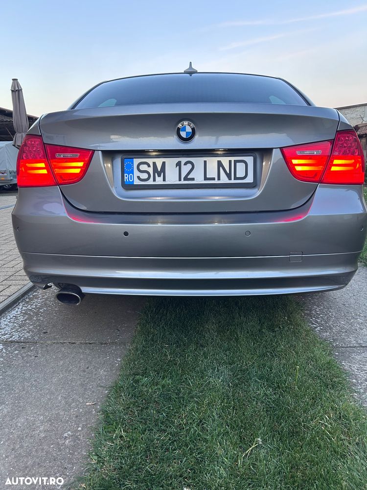BMW Seria 3 320d DPF - 31