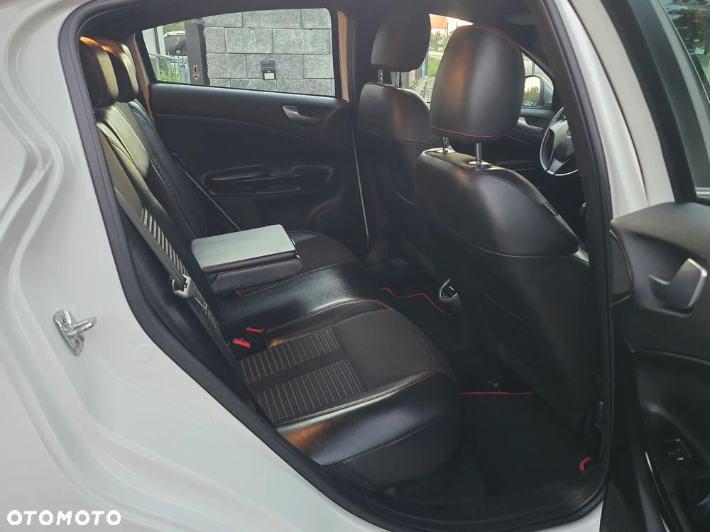 Alfa Romeo Giulietta 1.6 JTDM 16V Turismo - 25