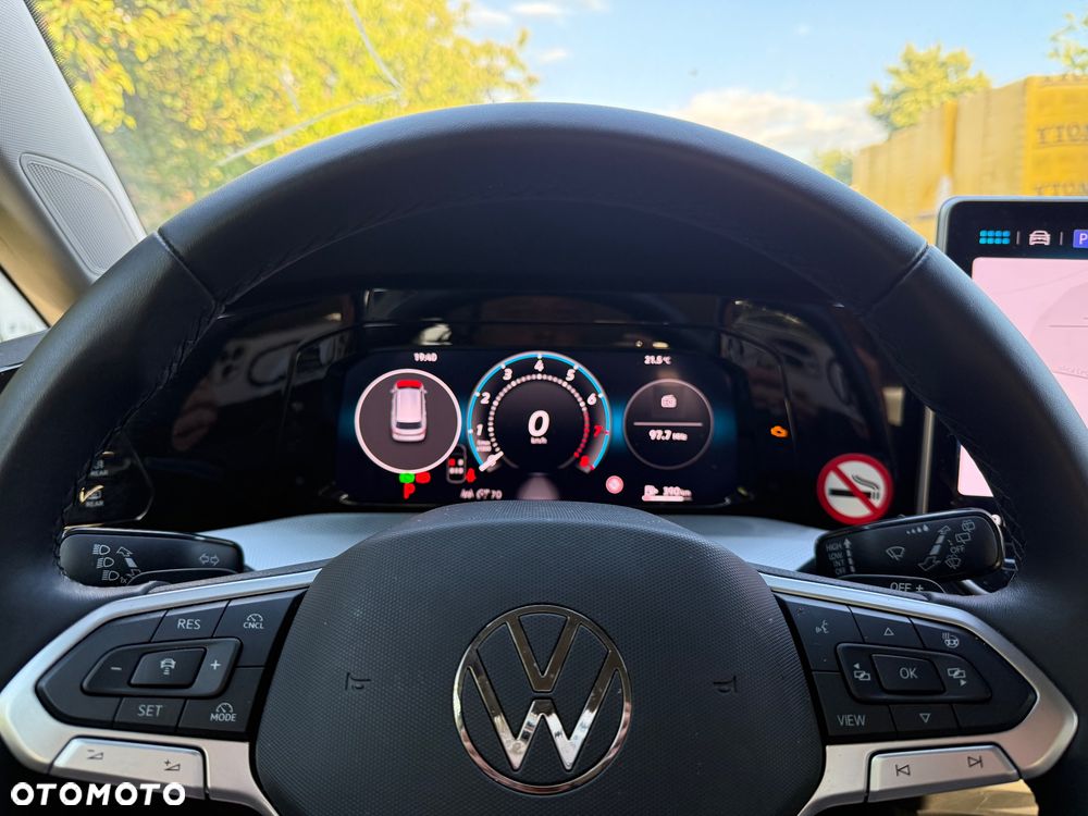 Volkswagen Golf 1.5 eTSI OPF DSG Goal - 16