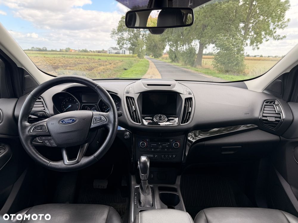 Ford Escape 2.0 EcoBoost AWD Titanium - 12