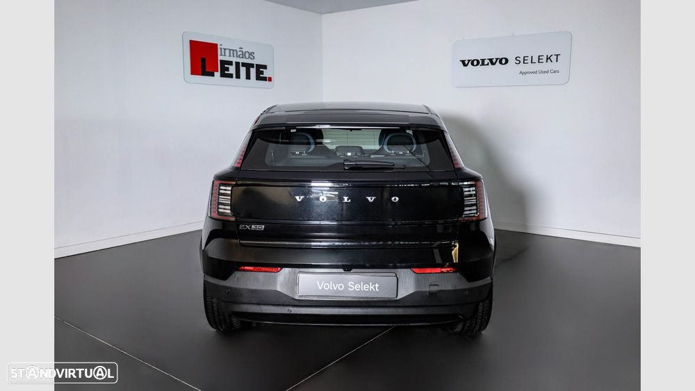 Volvo EX30 69 kWh Single Motor Extended Range Plus - 4