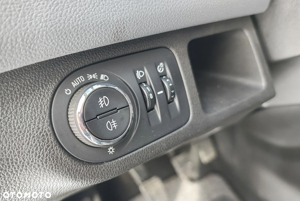 Opel Meriva 1.4 T Cosmo - 19