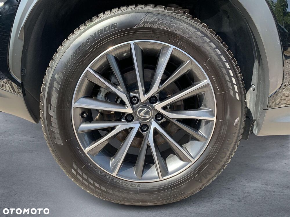 Lexus NX 350h Prestige AWD - 19