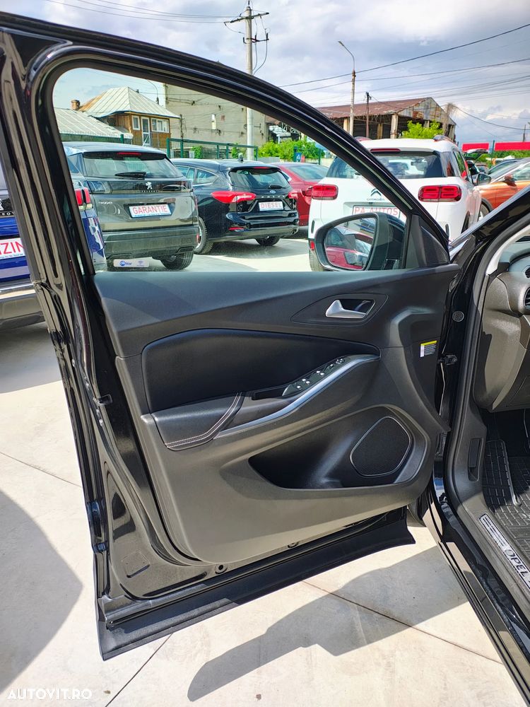 Opel Grandland X 1.2 Start/Stop Business INNOVATION - 27