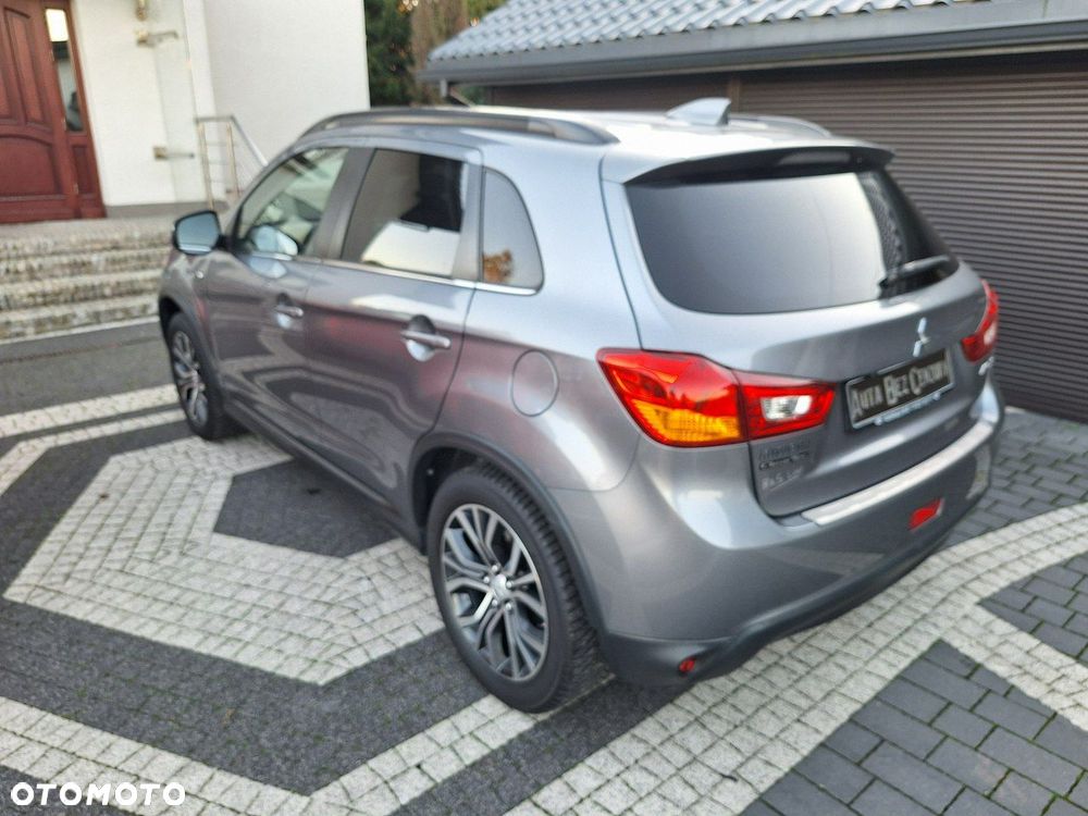 Mitsubishi ASX - 5