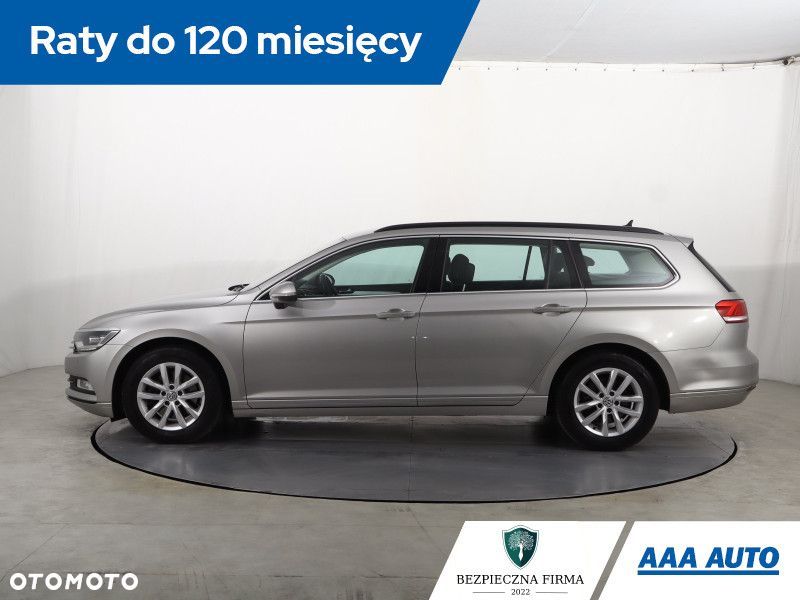 Volkswagen Passat Variant - 4