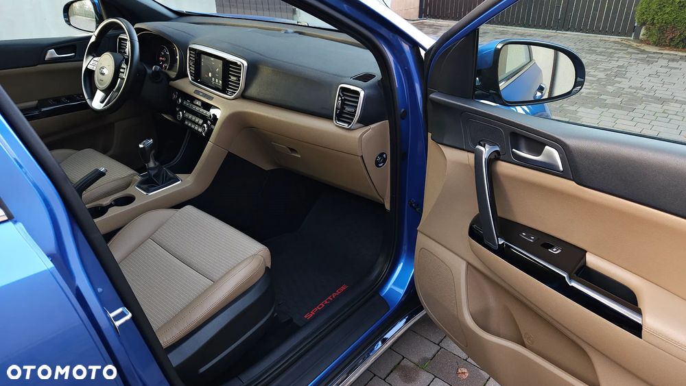 Kia Sportage 1.6 T-GDI L Business Line 2WD - 26