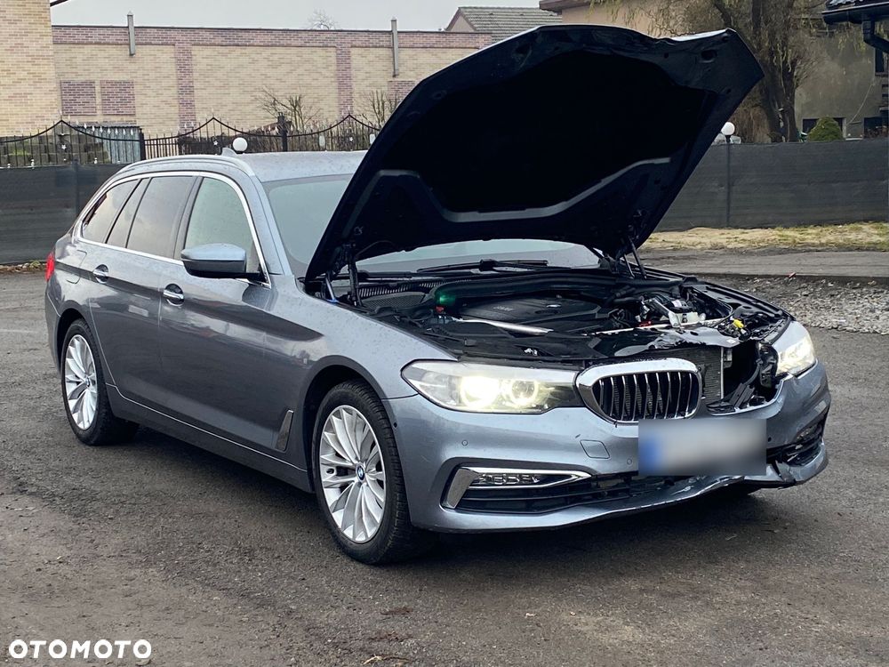 BMW Seria 5 520d xDrive Luxury Line sport - 4