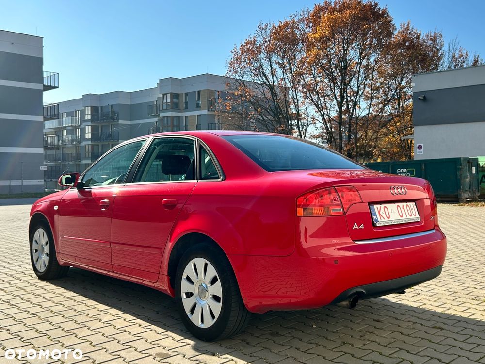 Audi A4 - 4