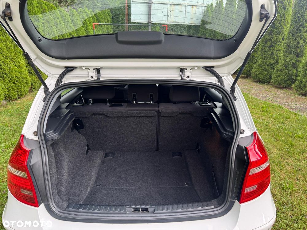 BMW Seria 1 118d DPF Edition Lifestyle - 26