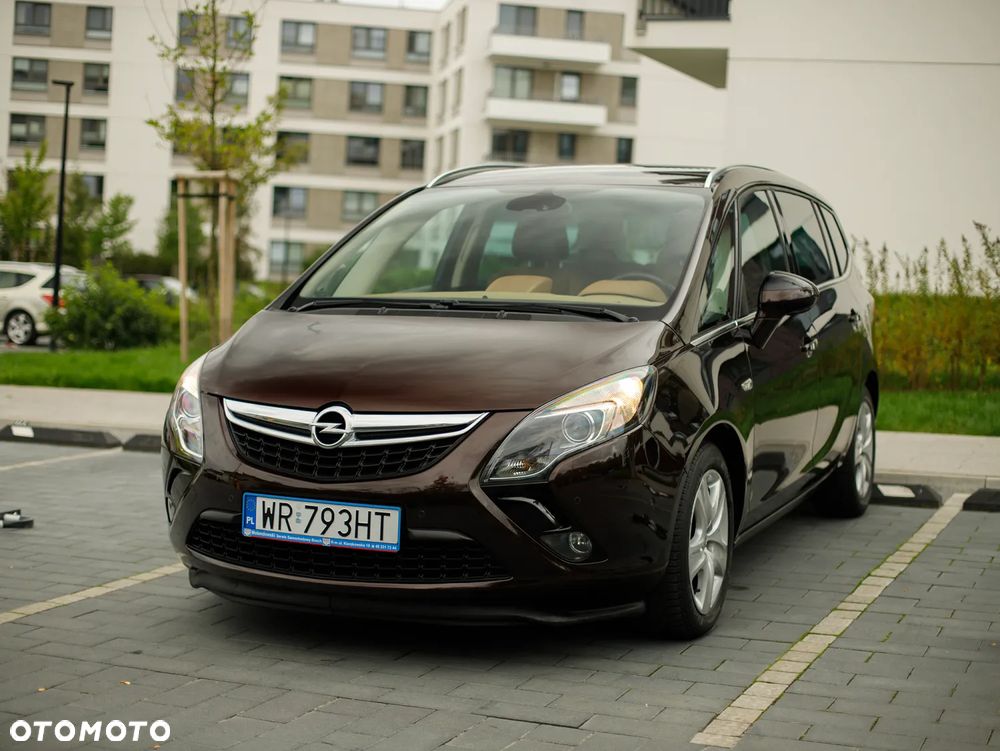 Opel Zafira 1.4 T Cosmo EU6 - 17