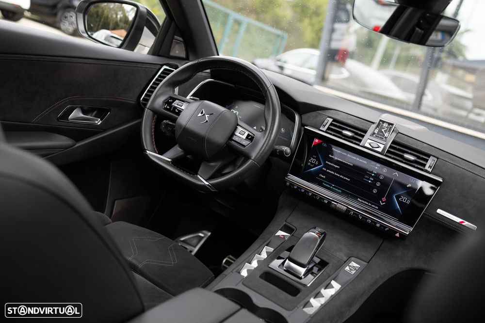 DS DS7 Crossback E-Tense Performance Line EAT8 - 2