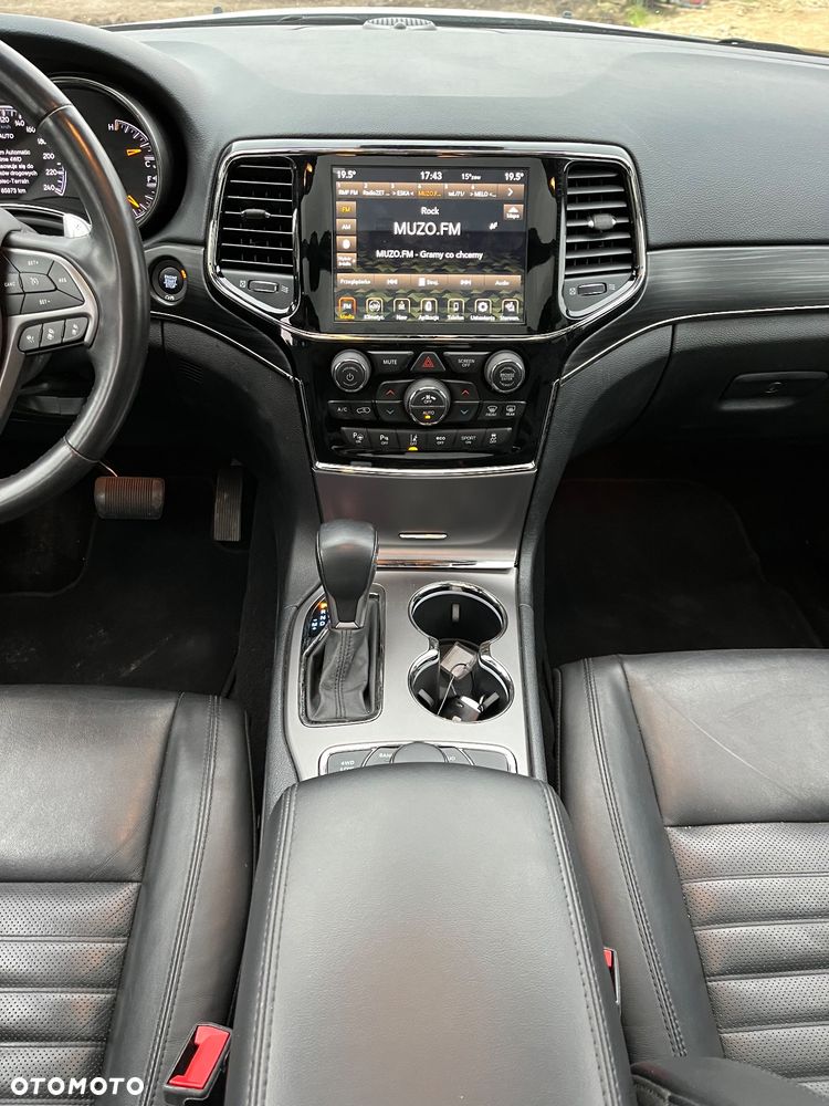 Jeep Grand Cherokee - 18
