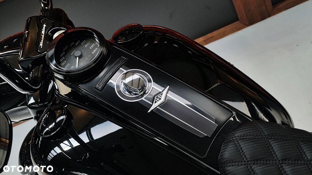 Harley-Davidson Touring Road King - 38