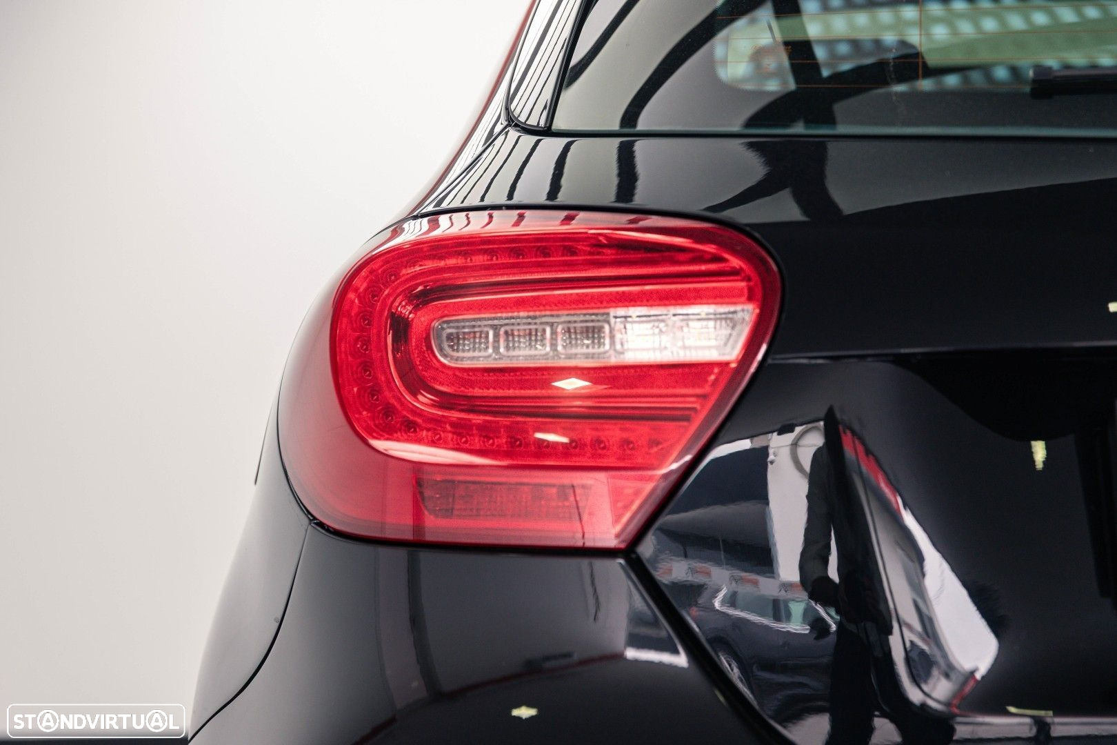 Mercedes-Benz A 180 CDi BE AMG Line - 18